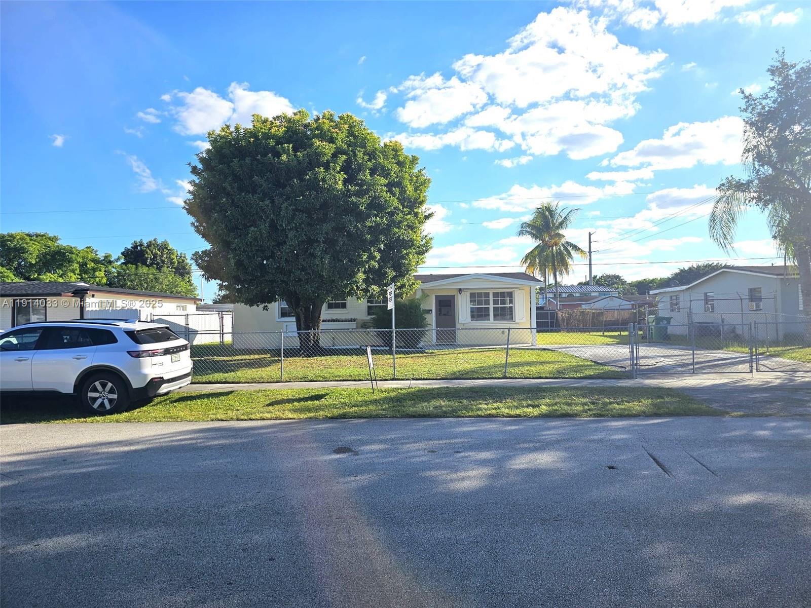 RICHMOND HGTS ESTS 2ND AD - Residential Lease