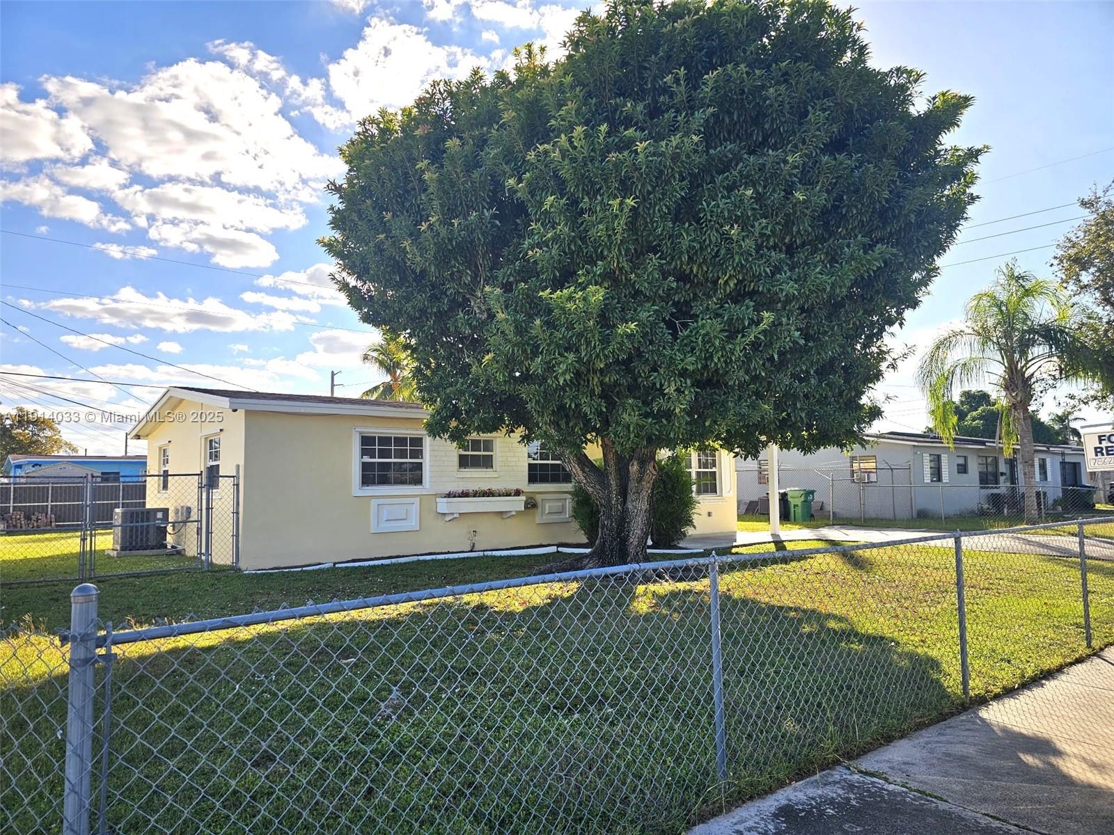 RICHMOND HGTS ESTS 2ND AD - Residential Lease