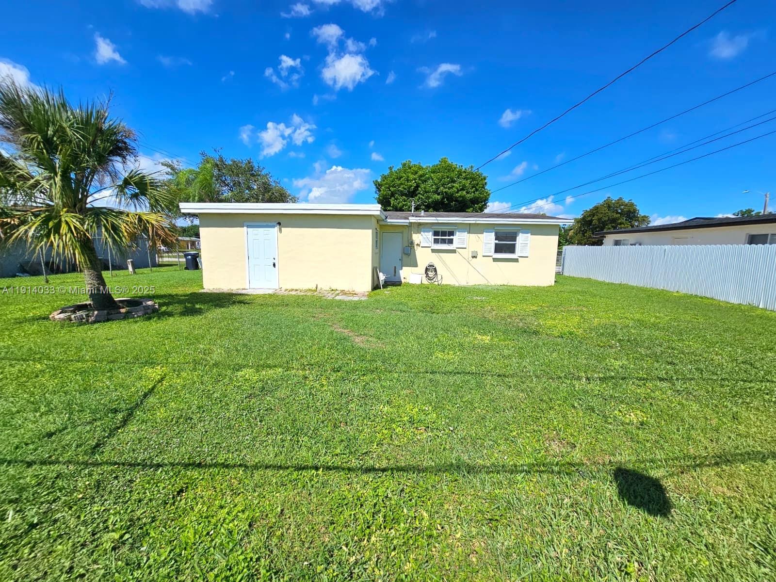 RICHMOND HGTS ESTS 2ND AD - Residential Lease