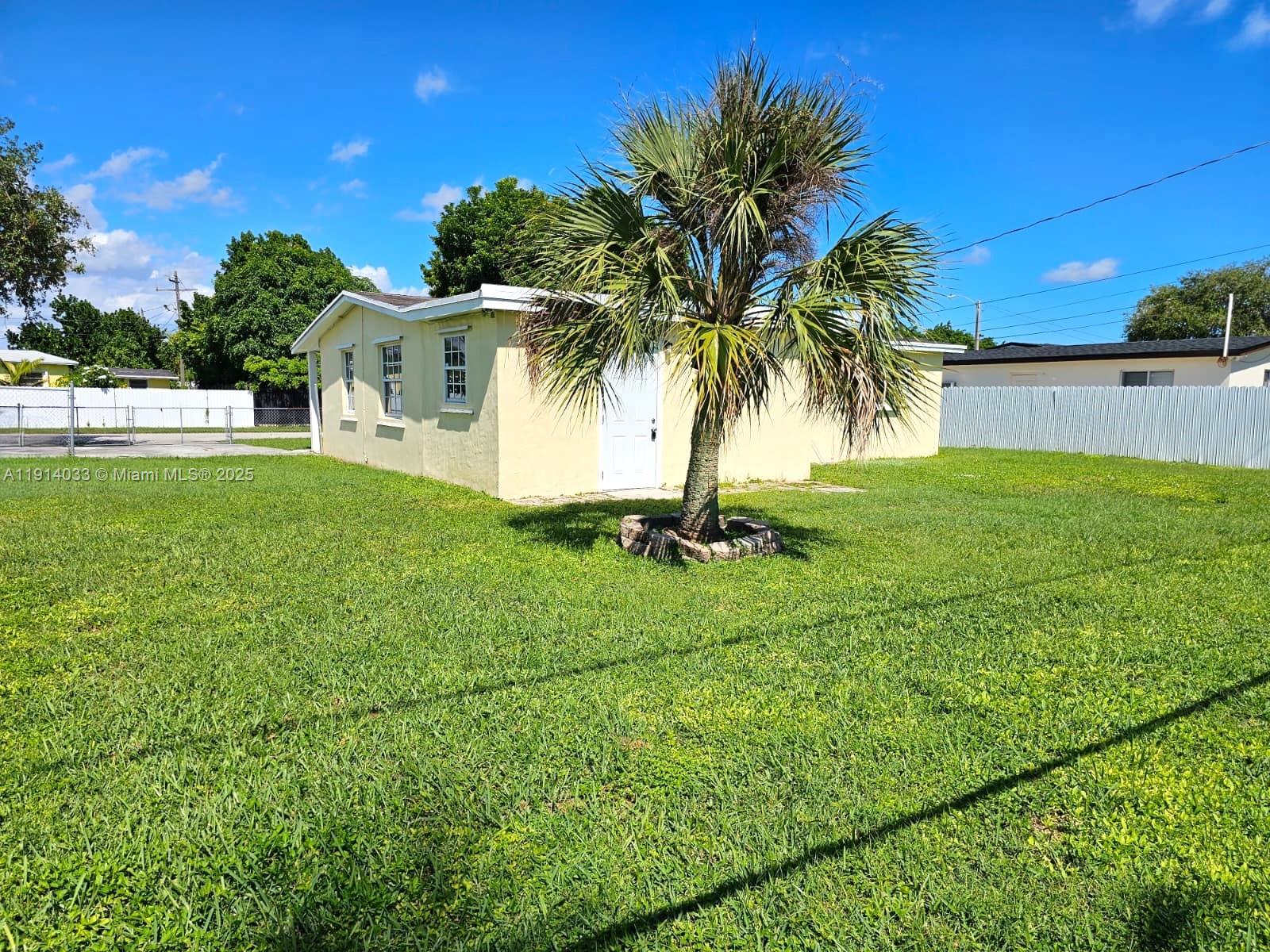 RICHMOND HGTS ESTS 2ND AD - Residential Lease