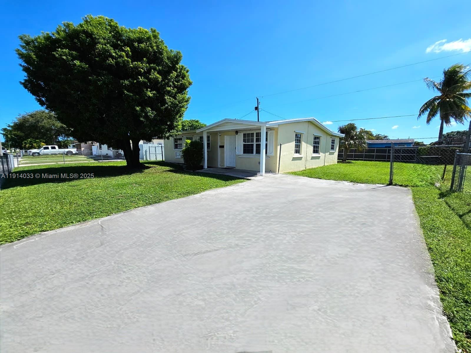 RICHMOND HGTS ESTS 2ND AD - Residential Lease