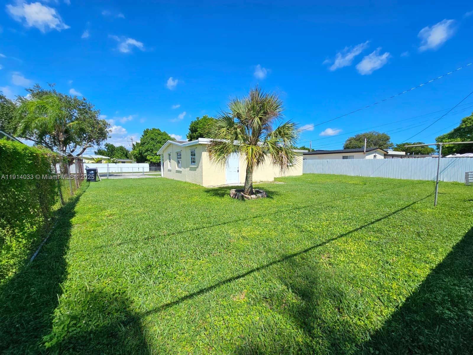 RICHMOND HGTS ESTS 2ND AD - Residential Lease