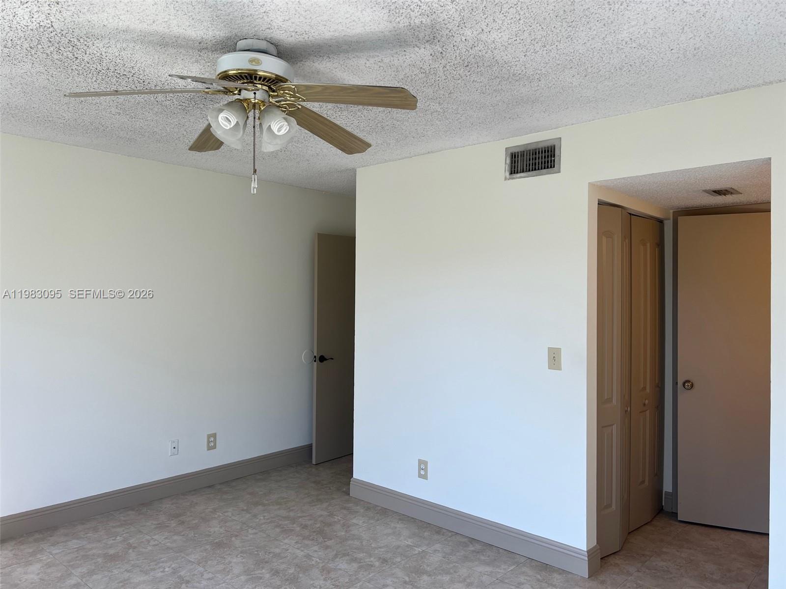 VISCONTI CONDO - Residential