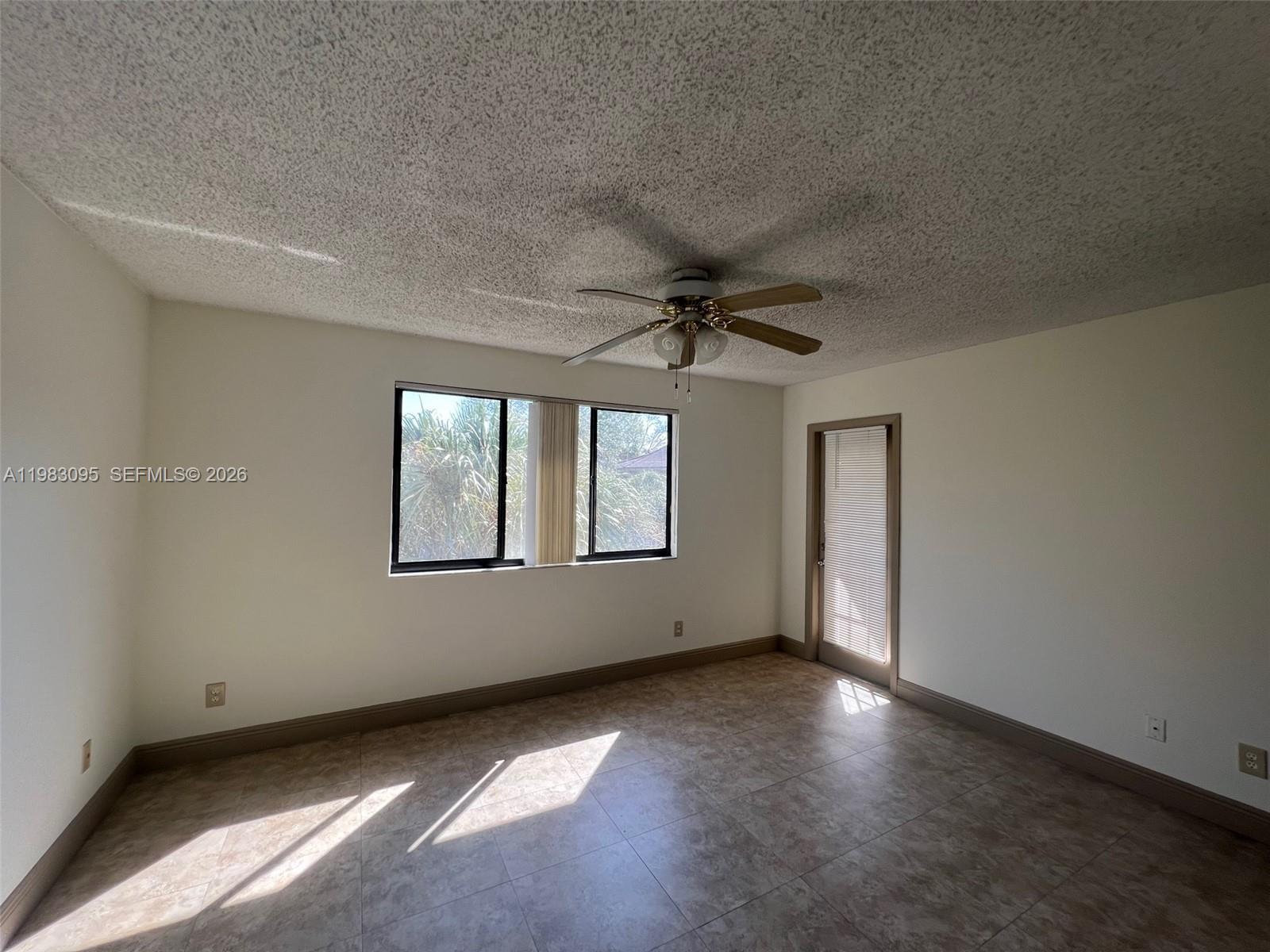 VISCONTI CONDO - Residential