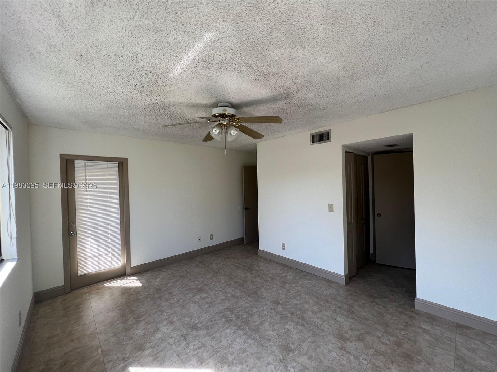 VISCONTI CONDO - Residential