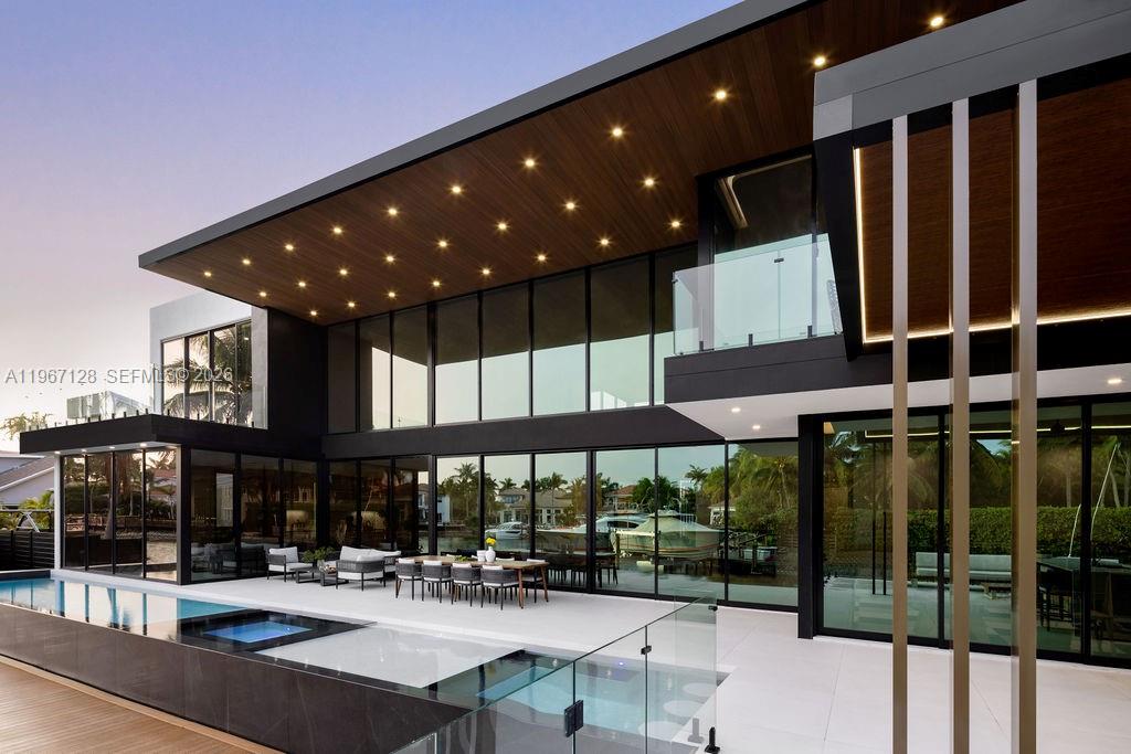 1102 Washington St, Hallandale Beach, FL, 33019/$45,000 3 1102 Washington St