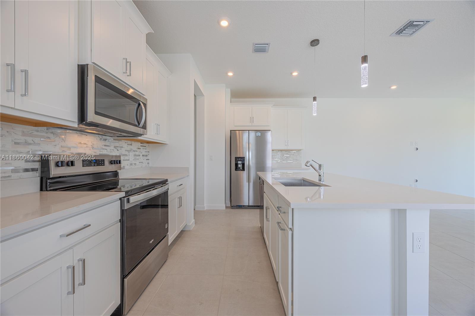 FOREST OAKS RESIDENTIAL P - Residential Lease