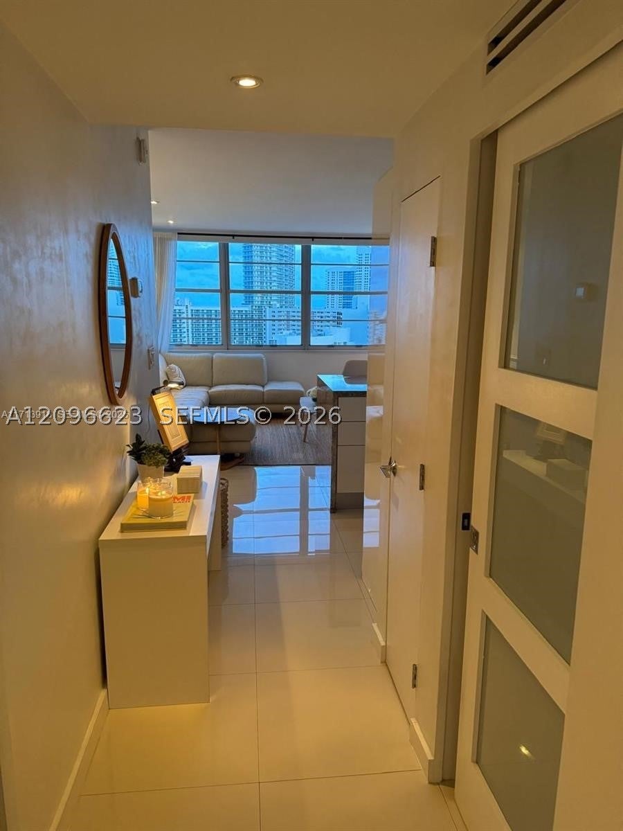 20 Island Ave 1515