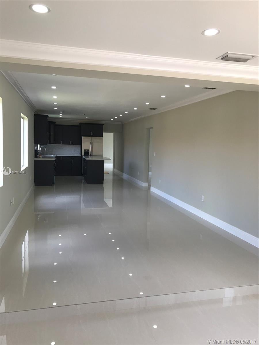 PALM AVE HIGHLANDS - Residential