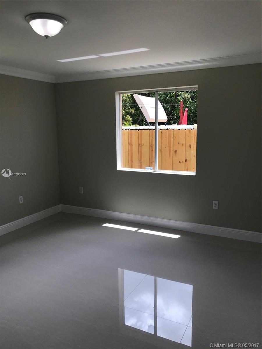 PALM AVE HIGHLANDS - Residential