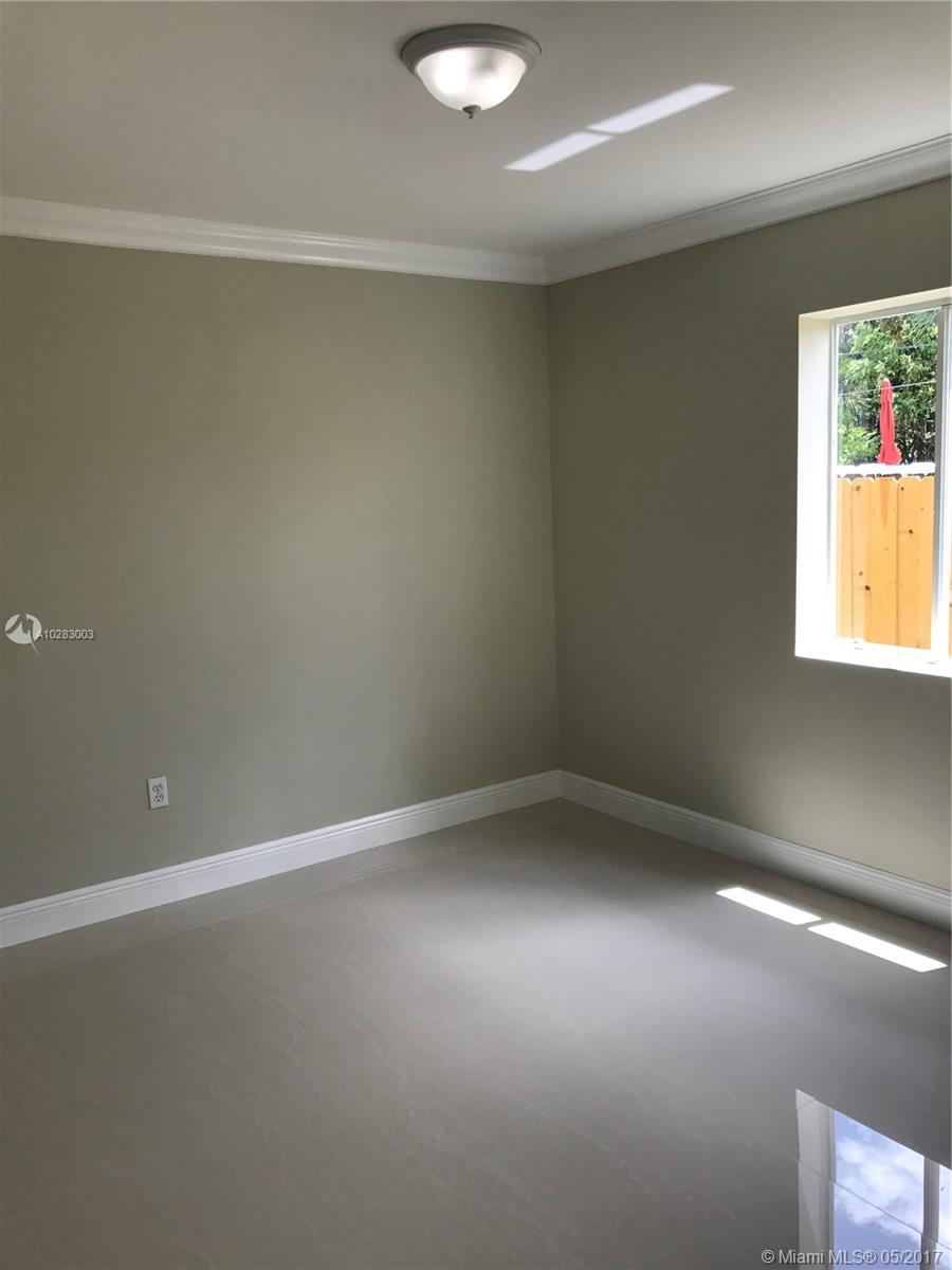 PALM AVE HIGHLANDS - Residential