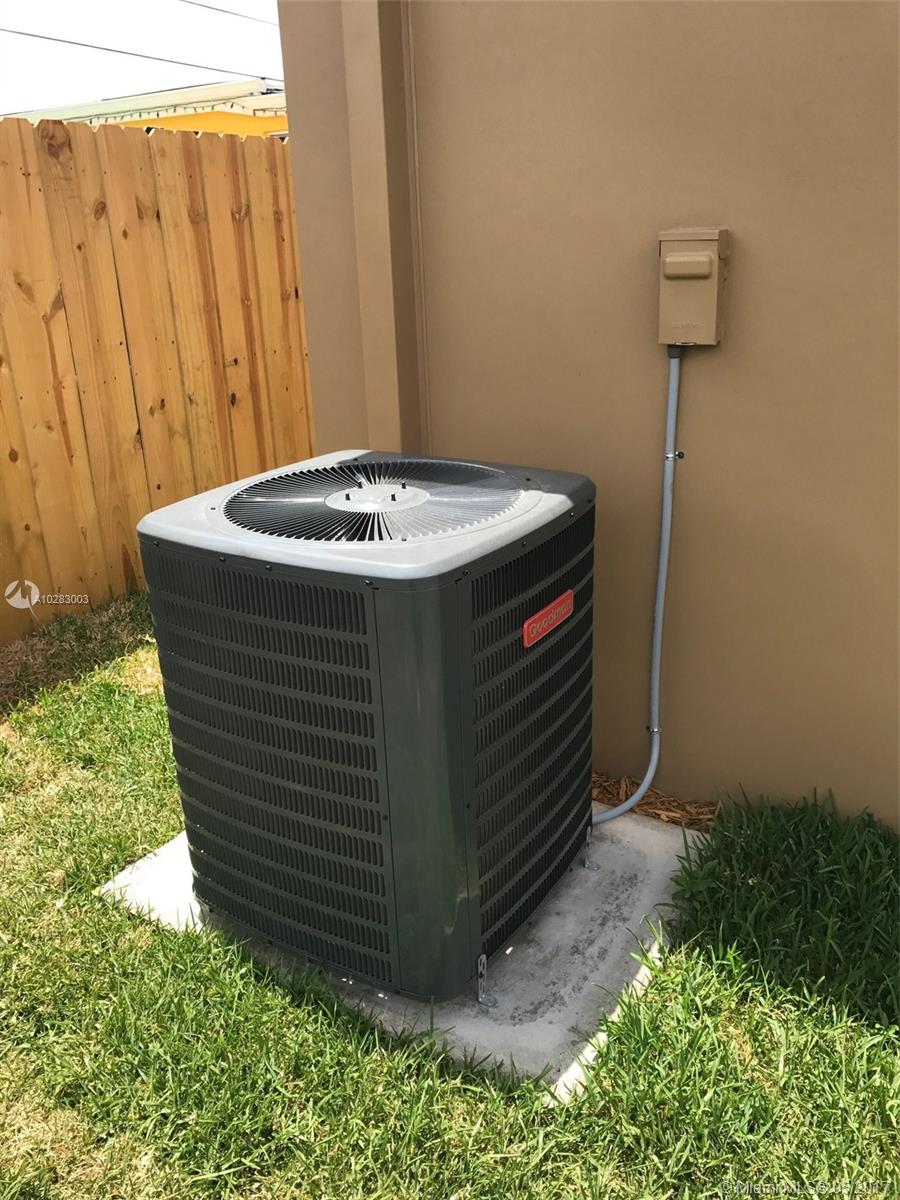 PALM AVE HIGHLANDS - Residential