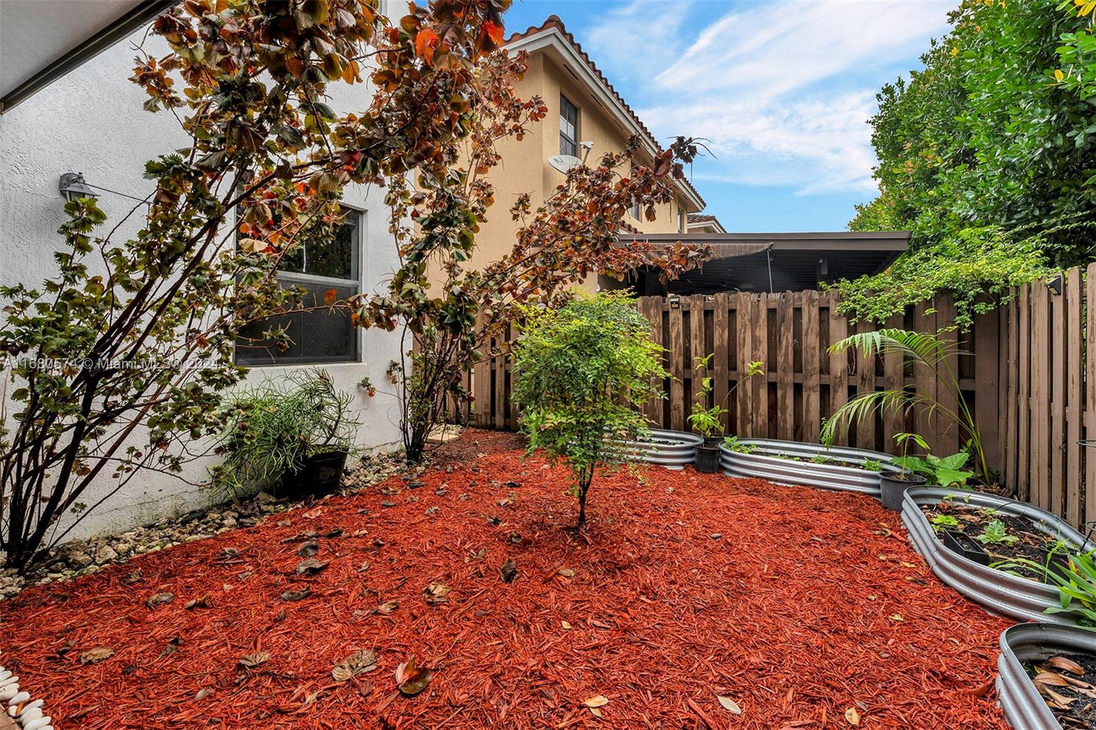 FONTAINEBLEAU WEST NORTH - Residential Lease