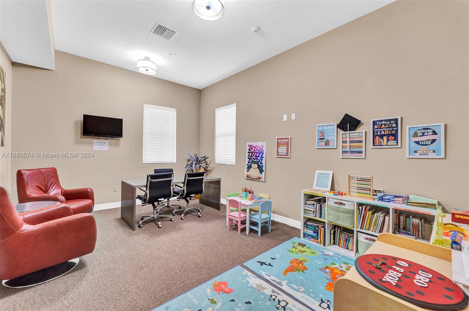 FONTAINEBLEAU WEST NORTH - Residential Lease