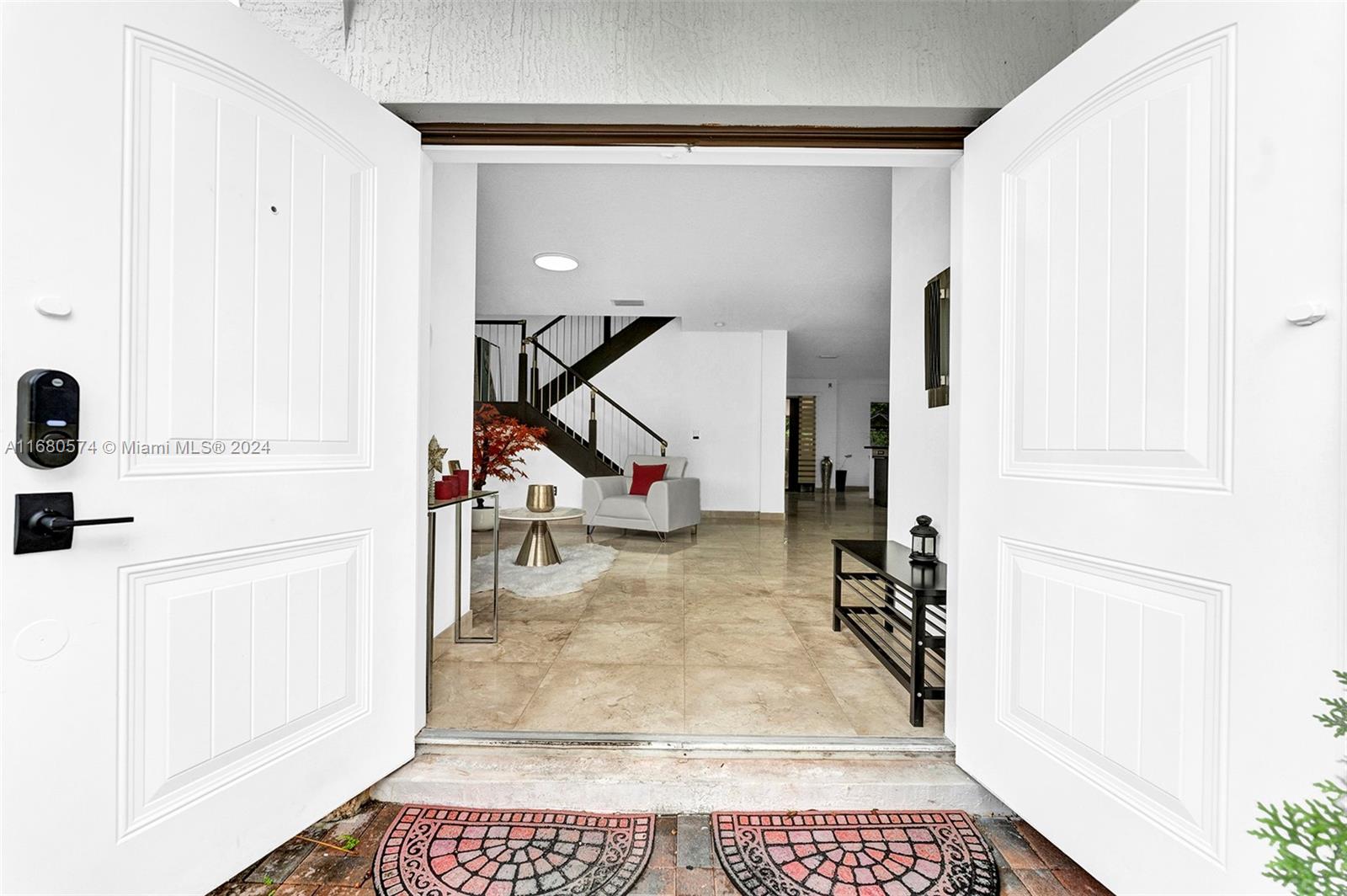 FONTAINEBLEAU WEST NORTH - Residential Lease