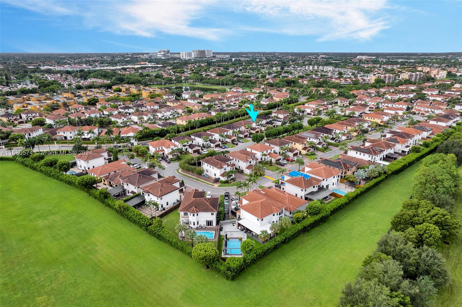 FONTAINEBLEAU WEST NORTH - Residential Lease