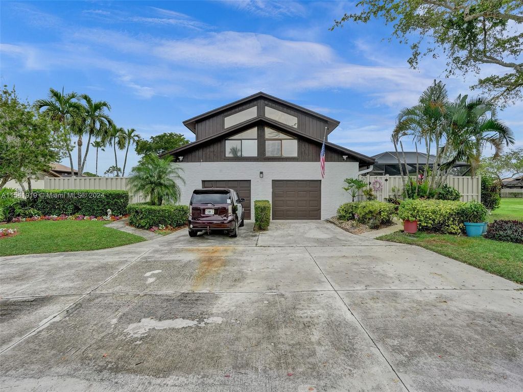 Photo of 9746 N Boca Gardens Cir N #D, Boca Raton, FL 33496 (MLS # A11541919)