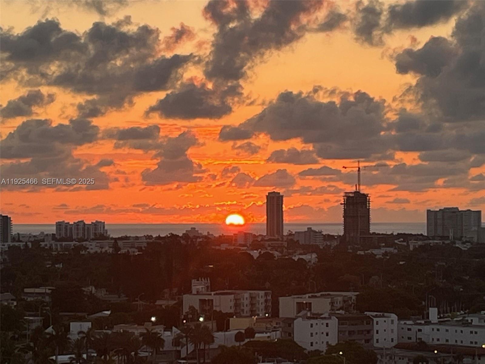 KENNEDY HOUSE CONDO - Residential