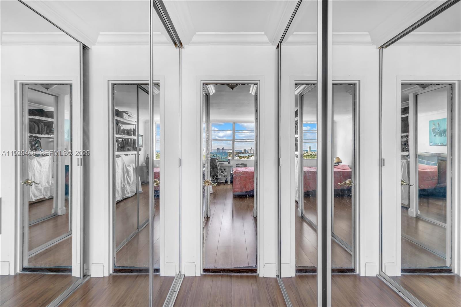 KENNEDY HOUSE CONDO - Residential