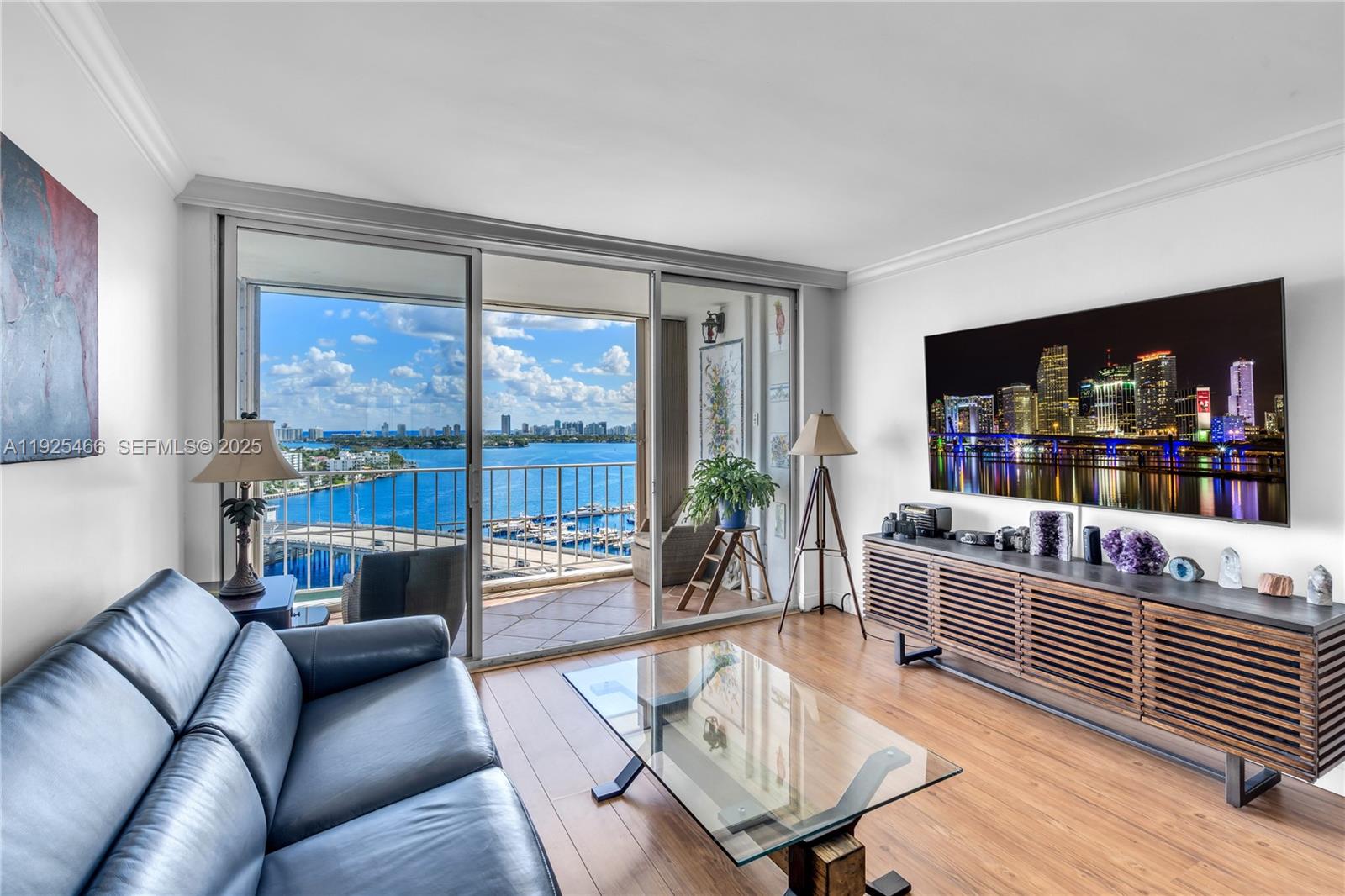 KENNEDY HOUSE CONDO - Residential