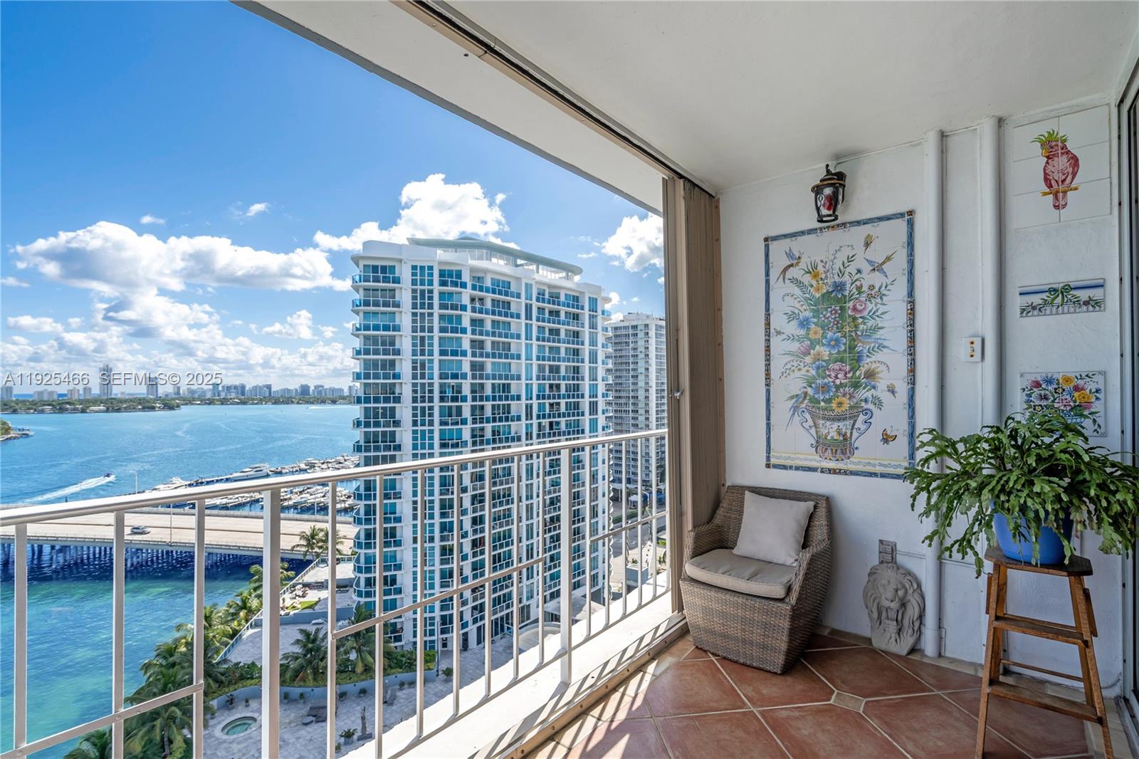 KENNEDY HOUSE CONDO - Residential