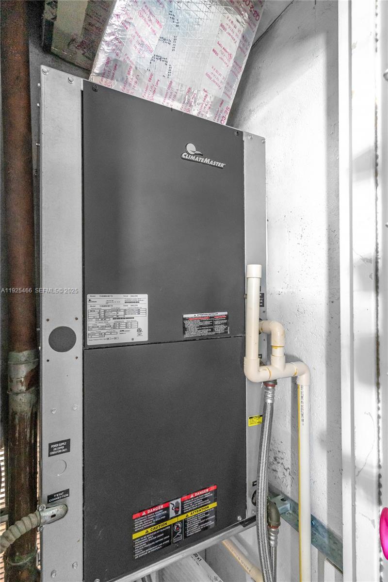 KENNEDY HOUSE CONDO - Residential