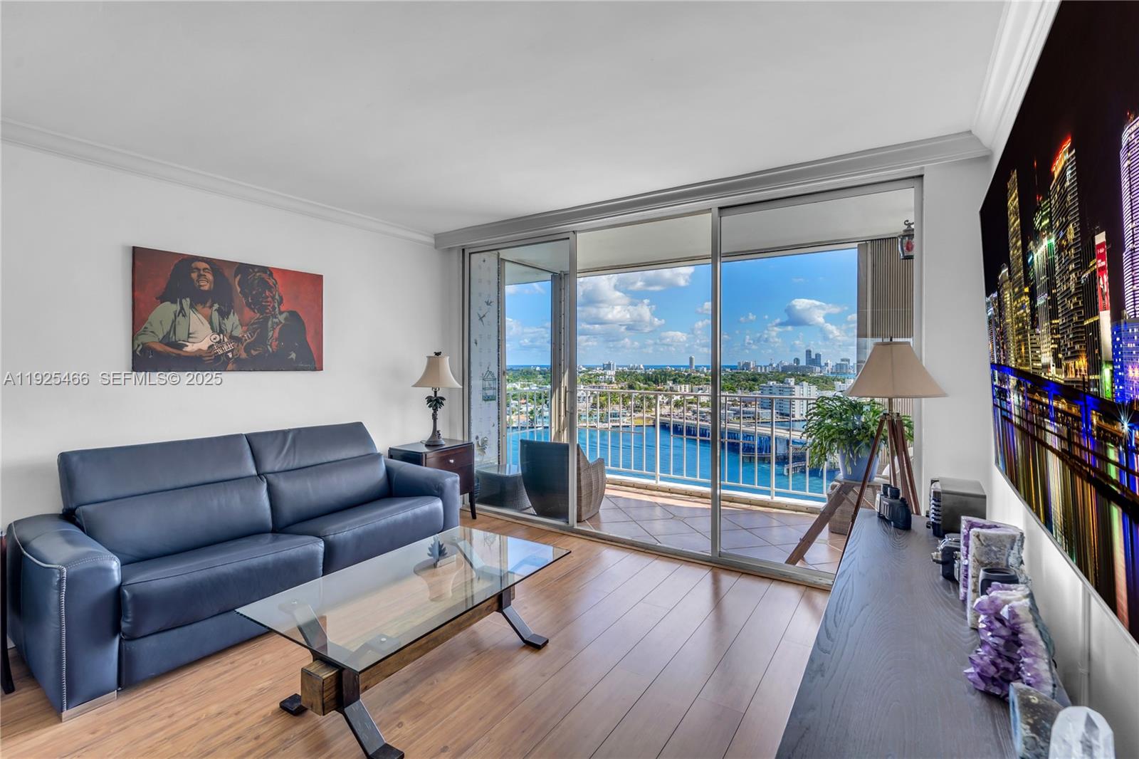 KENNEDY HOUSE CONDO - Residential