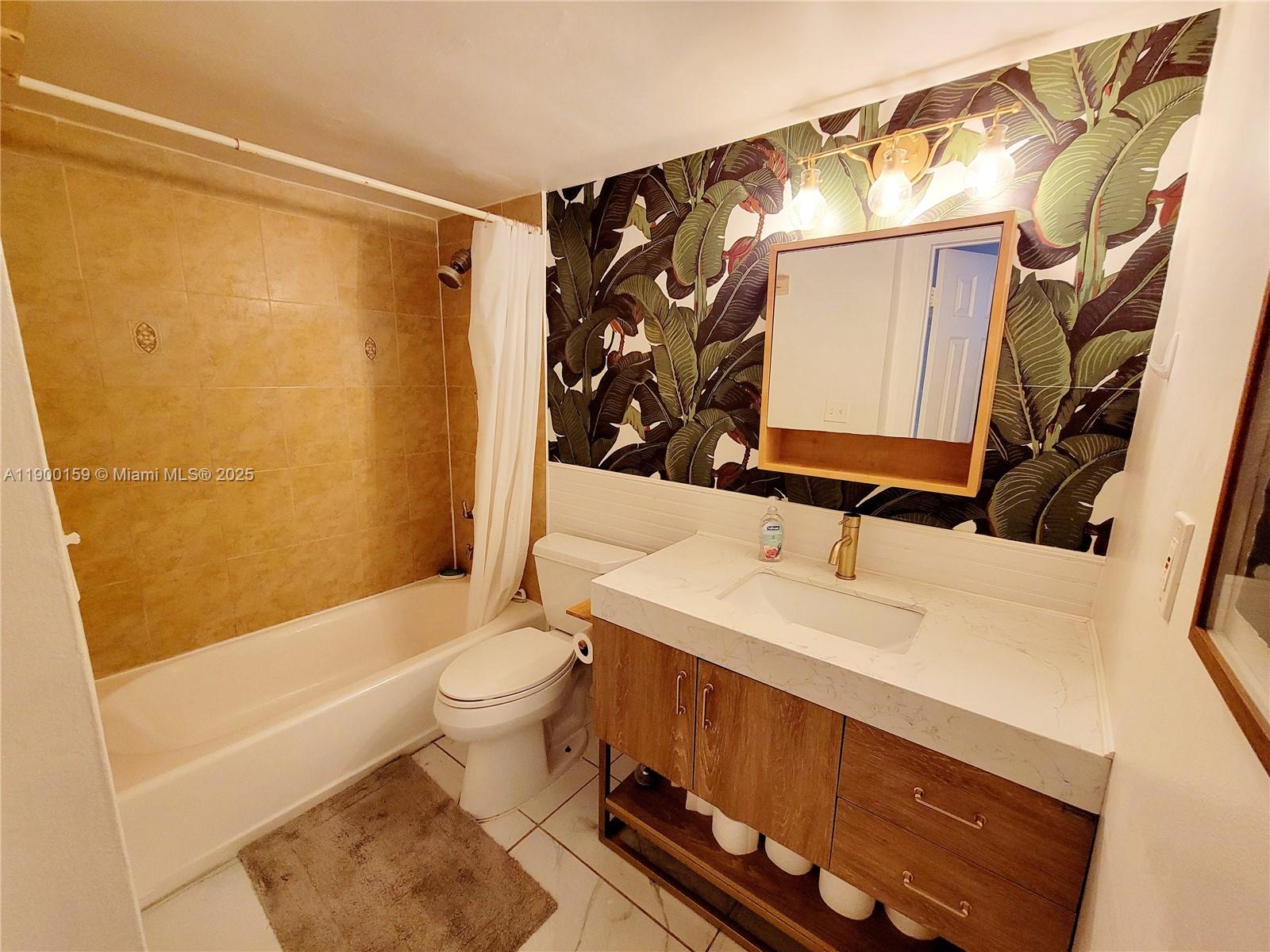 MONTEREY GARDENS OF PINEC - Residential