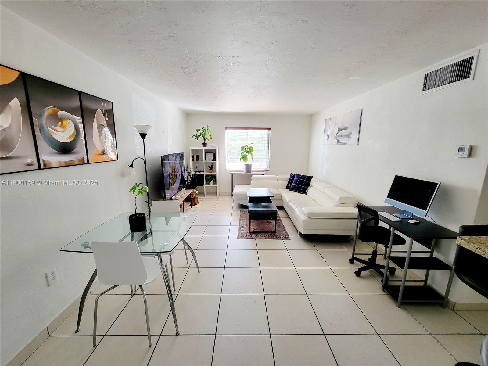 MONTEREY GARDENS OF PINEC - Residential