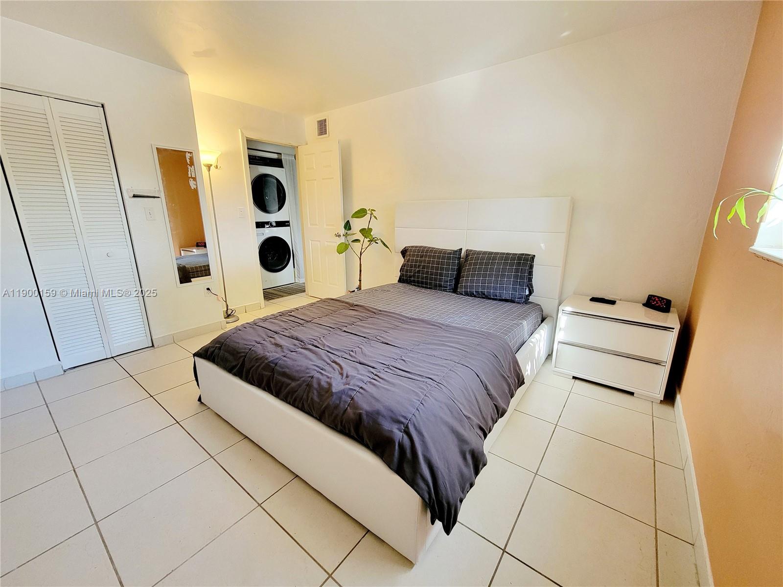 MONTEREY GARDENS OF PINEC - Residential