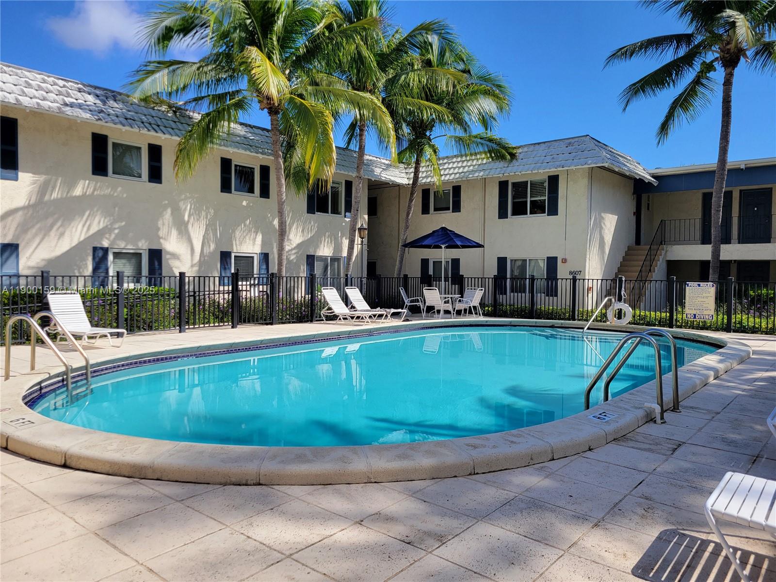 MONTEREY GARDENS OF PINEC - Residential