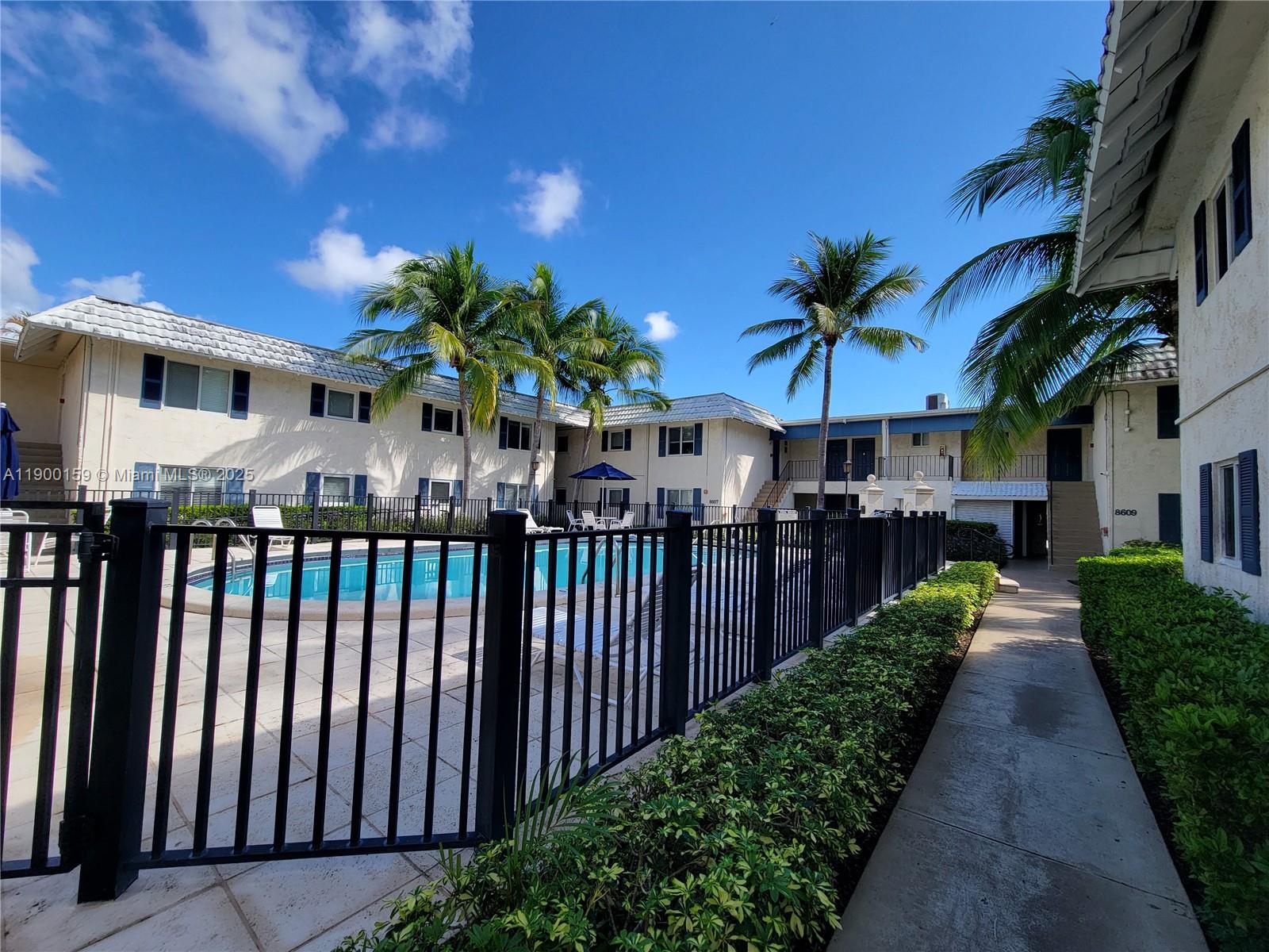 MONTEREY GARDENS OF PINEC - Residential