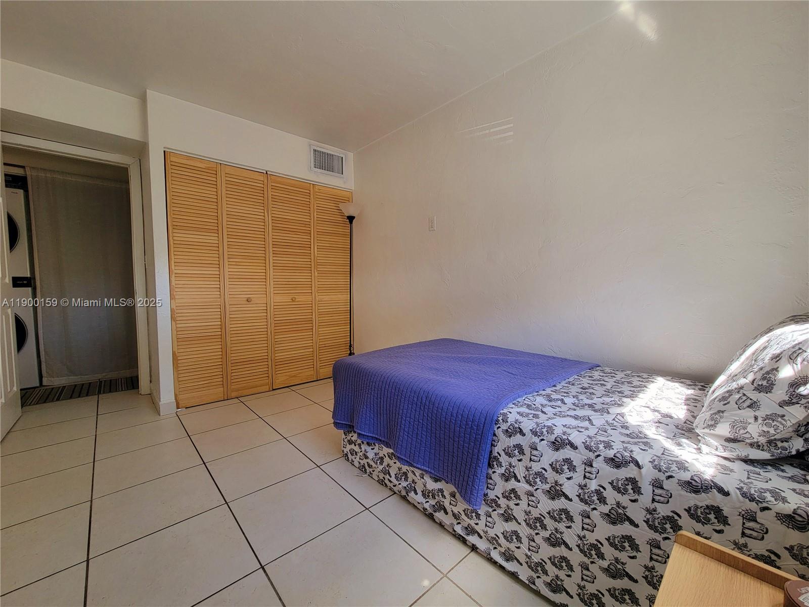 MONTEREY GARDENS OF PINEC - Residential