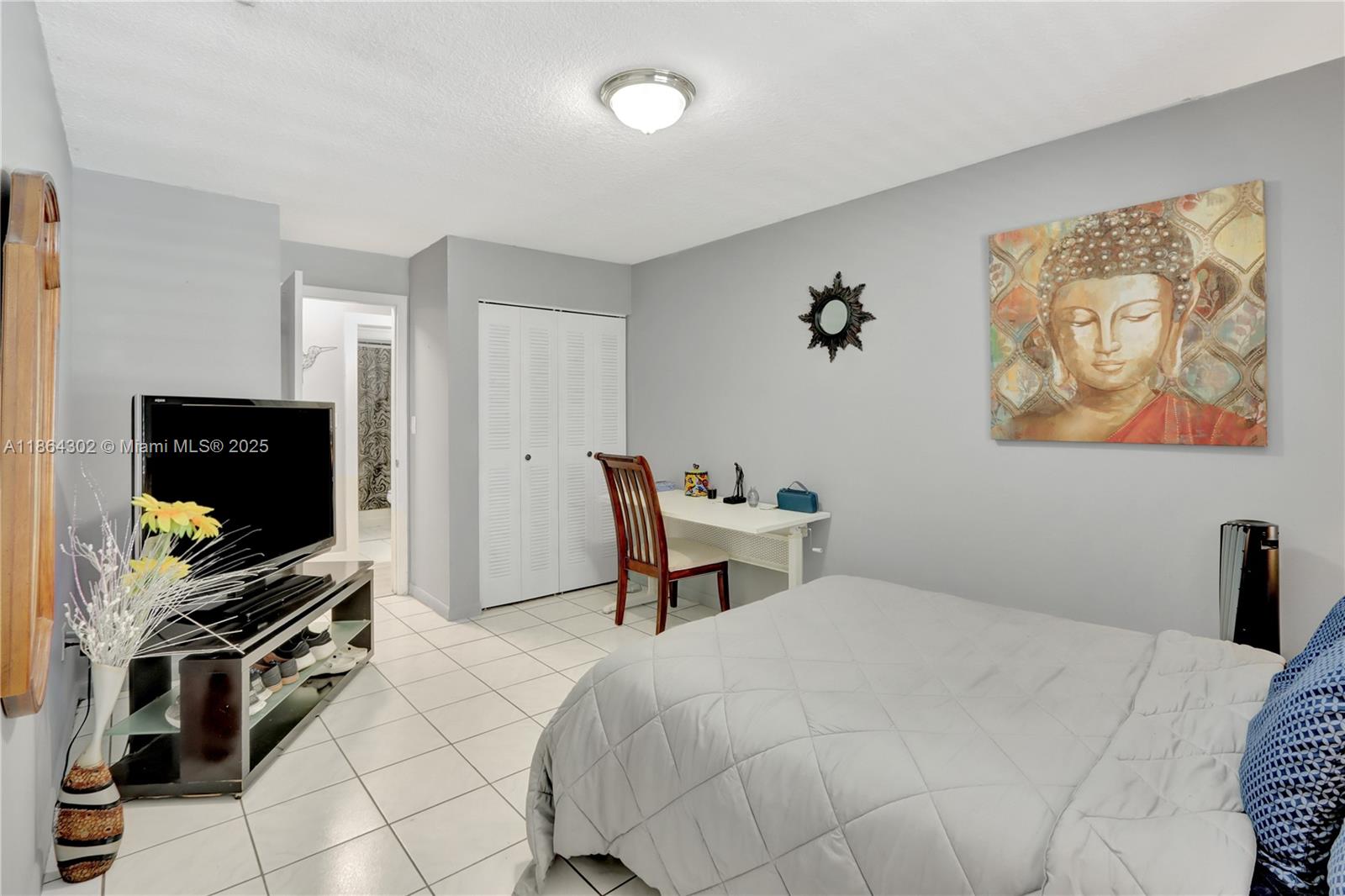 KENDALAIRE VILLAS CONDO - Residential