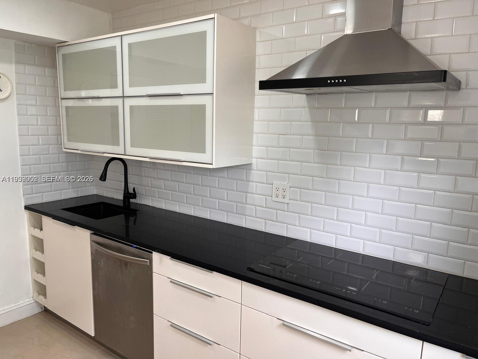 TOWN HOUSE GARDENS CONDO - Residential