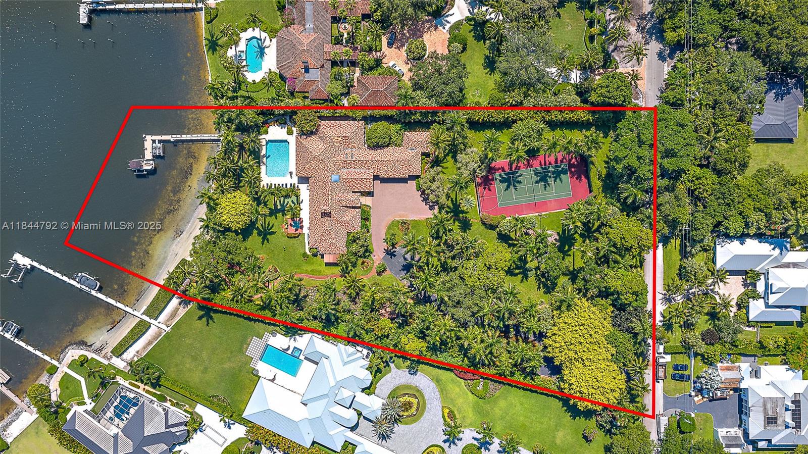 5900 Pennock Point Rd, Jupiter, FL, 33458/$20,000,000 1 5900 Pennock Point Rd