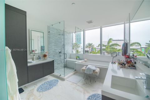 Tiny photo for 851 NE 1st Ave #811, Miami, FL 33132 (MLS # A11977178)
