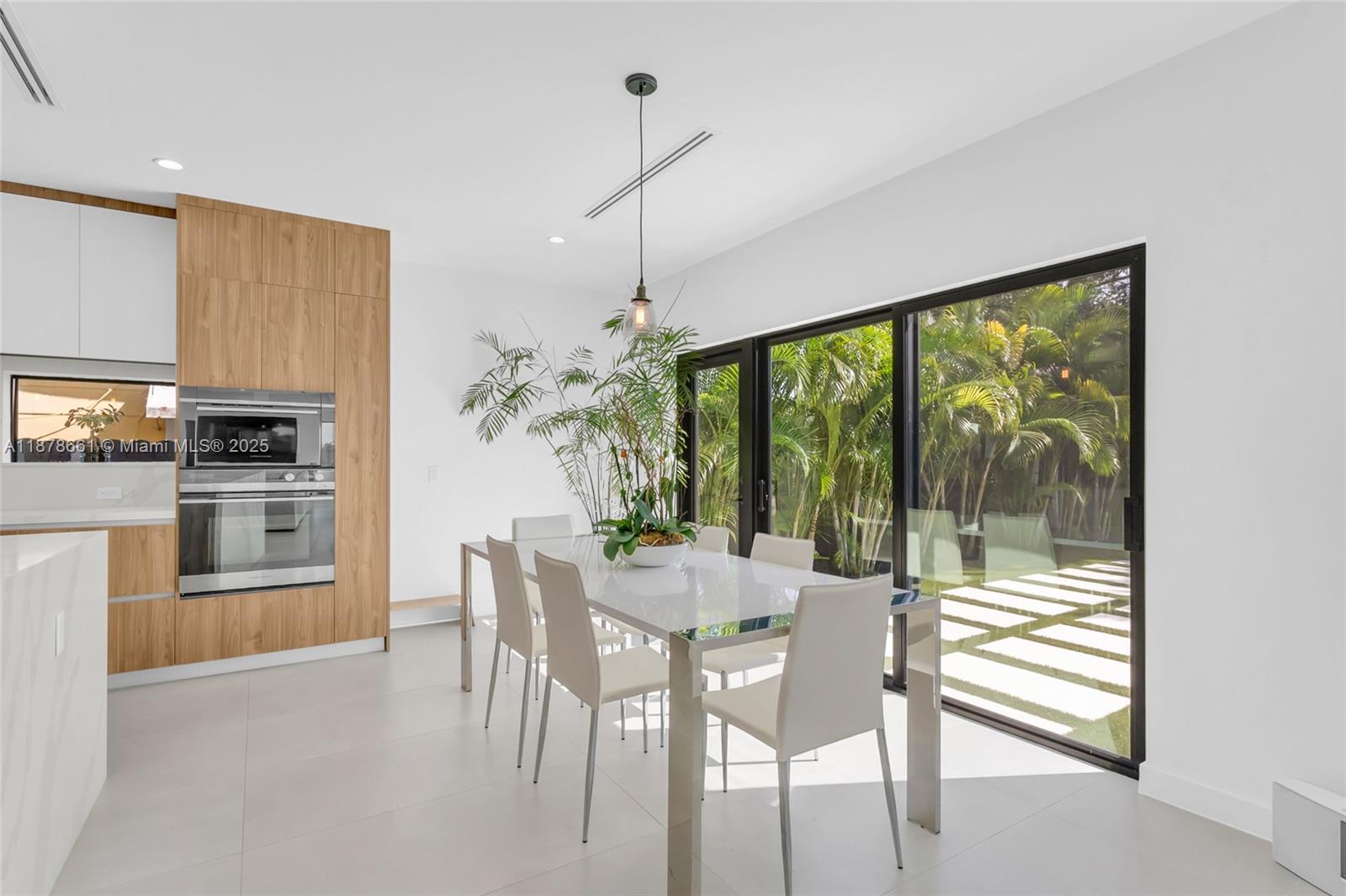 CORAL WAY PARK SEC B - Residential