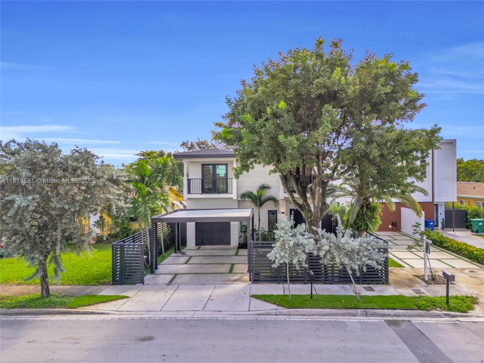 CORAL WAY PARK SEC B - Residential