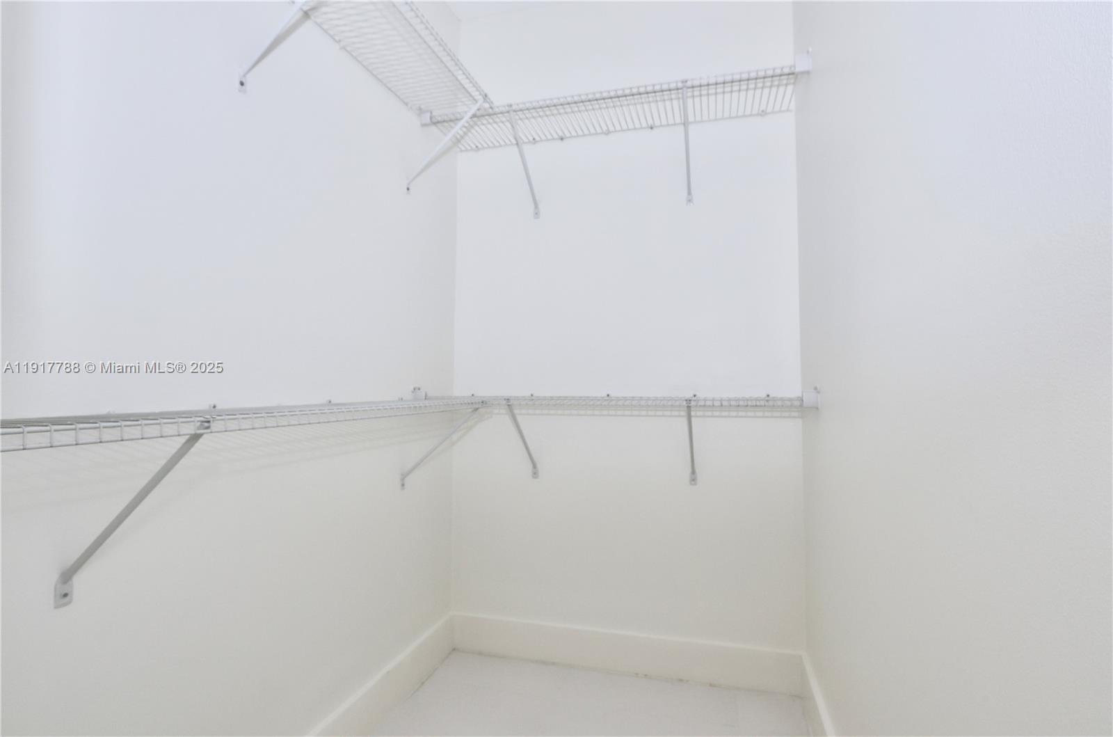 WILLIAMS ISLAND - Residential Lease