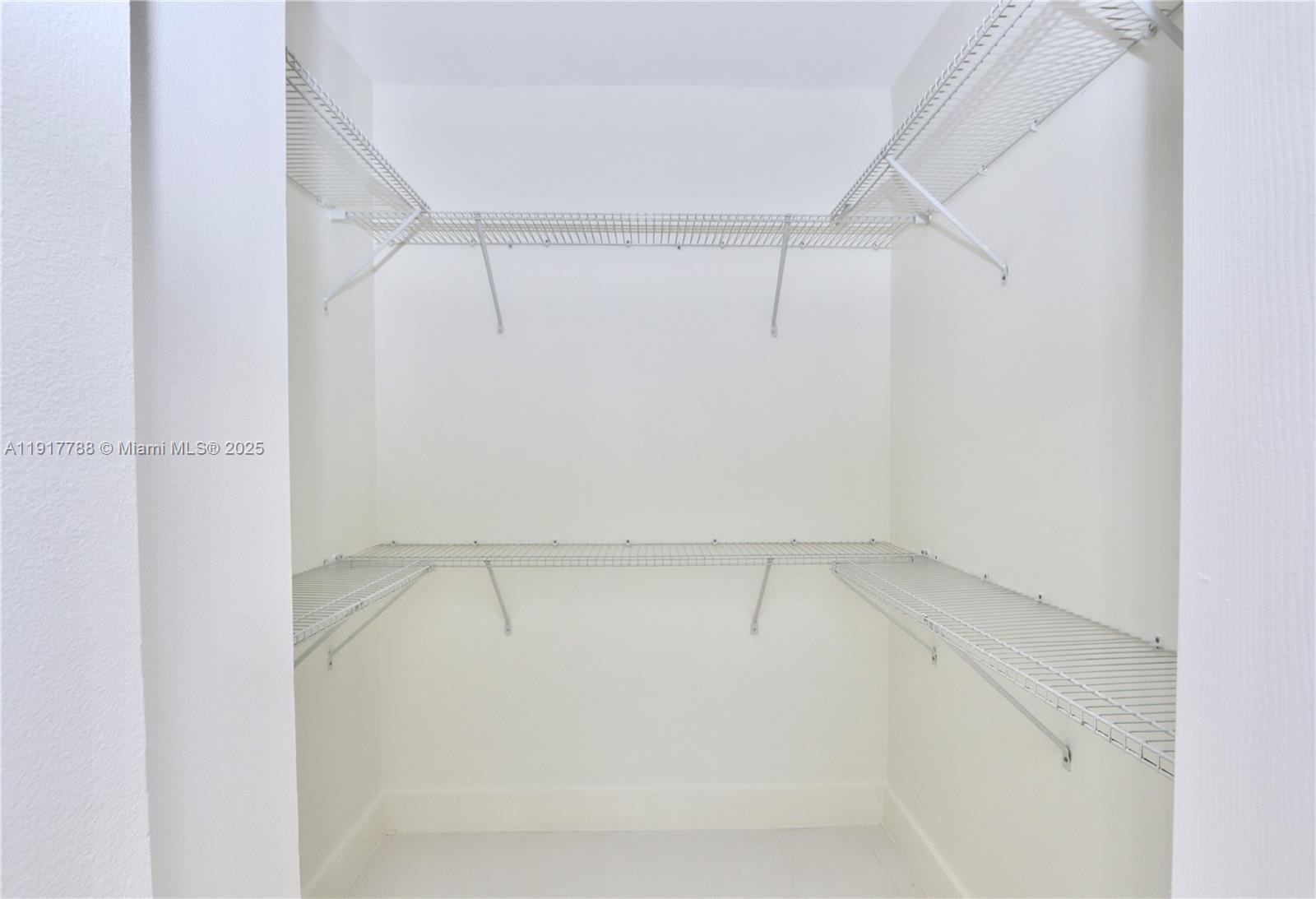 WILLIAMS ISLAND - Residential Lease