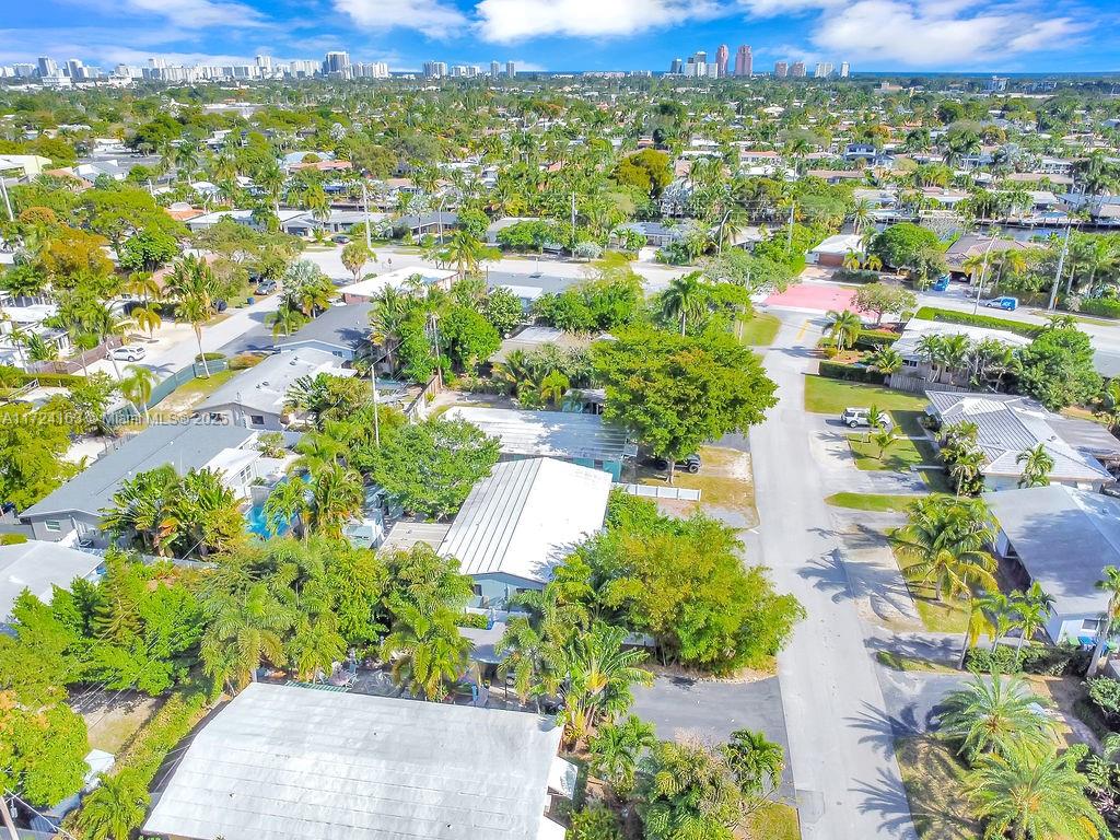 EDGEWATER ESTATES 1ST ADD - Residential Income