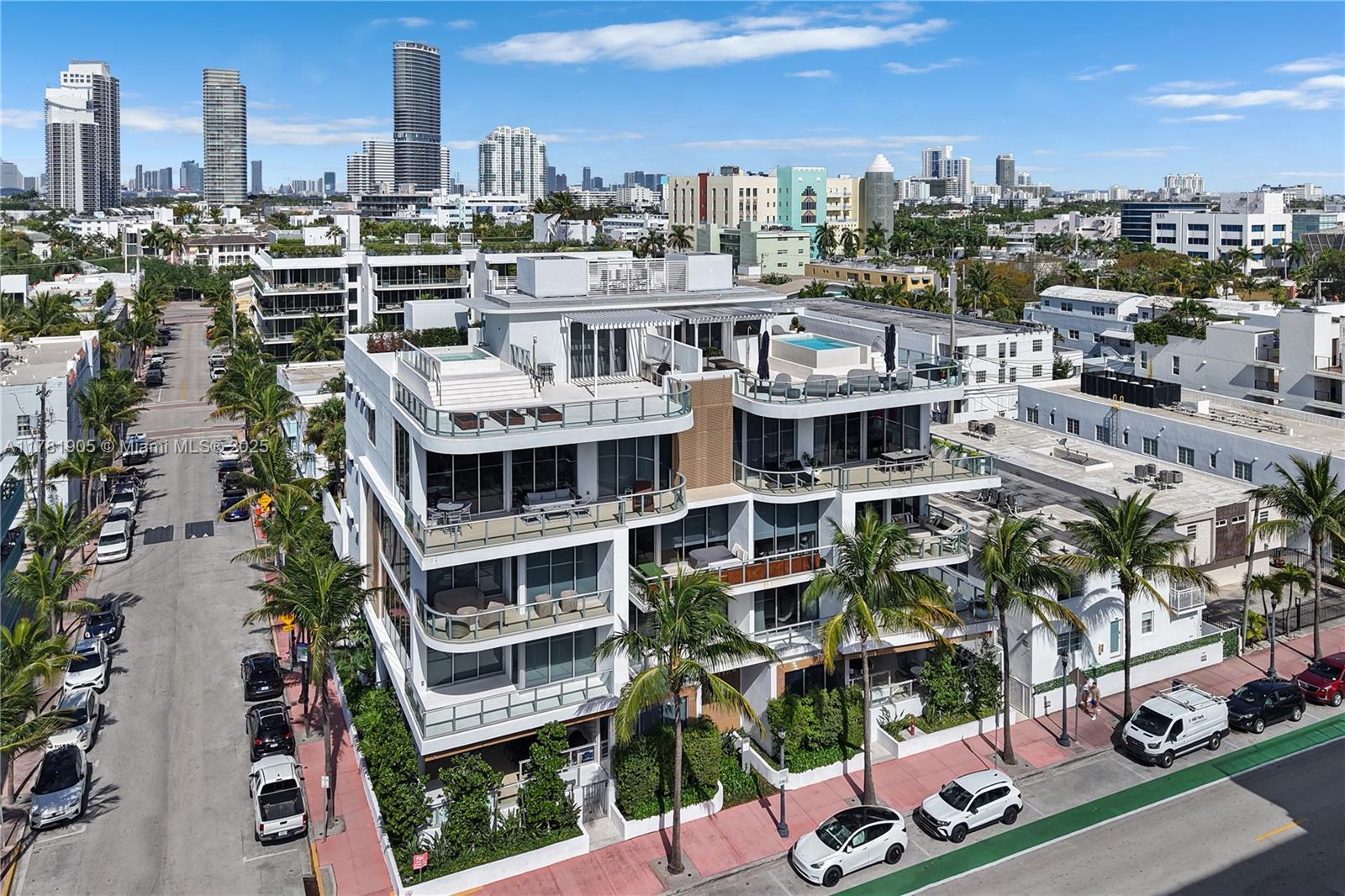 Property for Sale at 304 Ocean Dr 102, Miami Beach, Miami-Dade County, Florida - Bedrooms: 2 
Bathrooms: 2  - $2,995,000