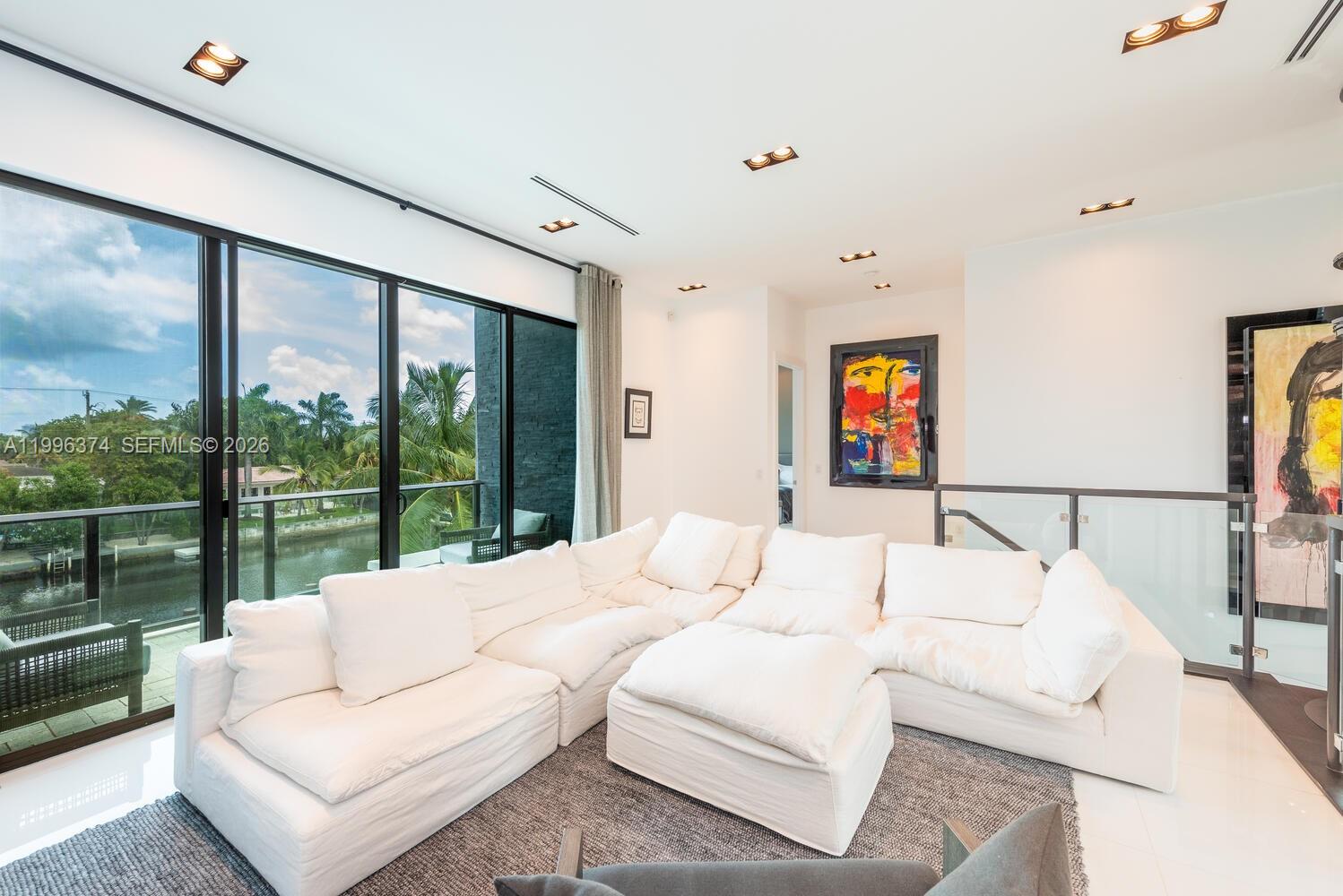 CORONADO HARBOR - Residential