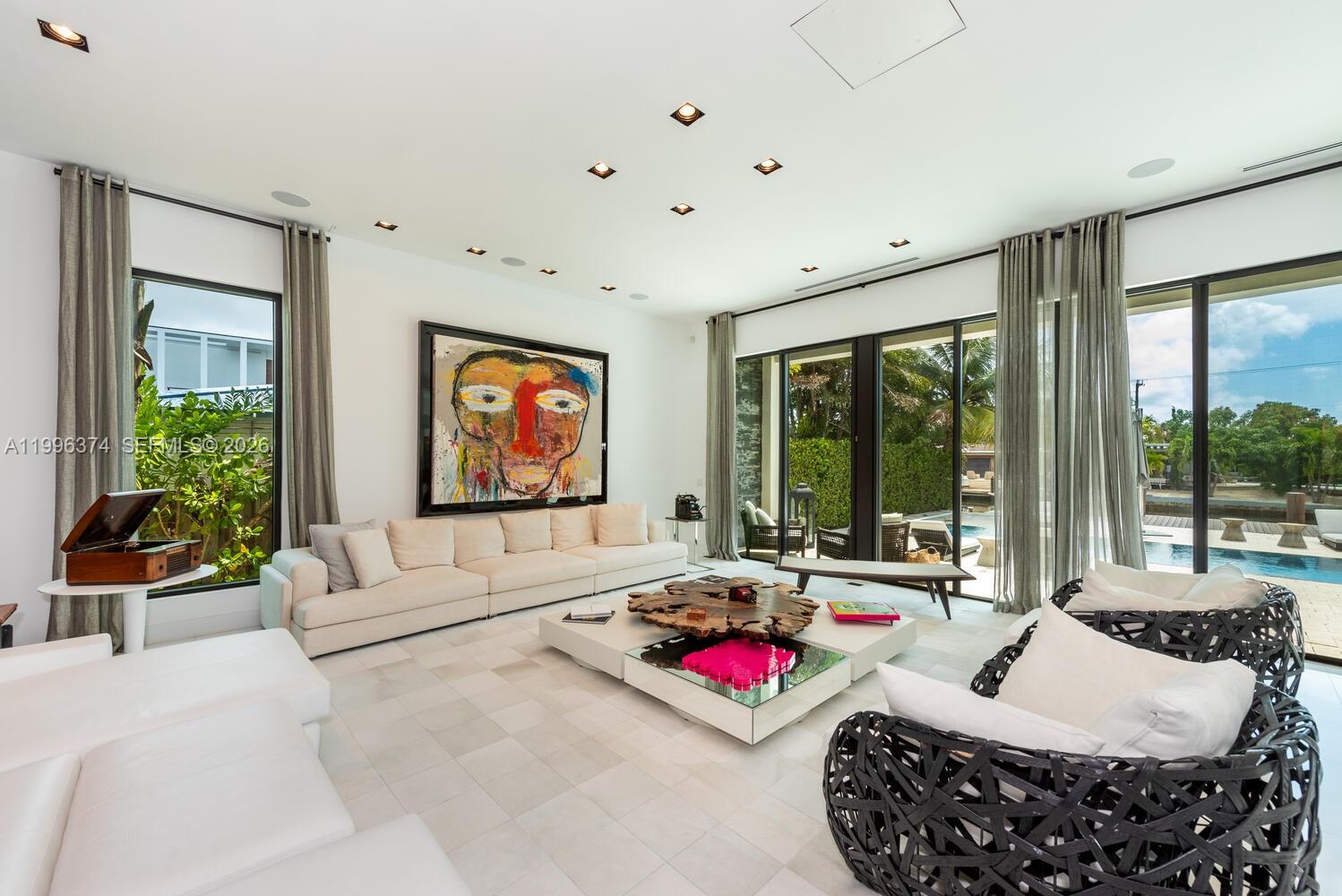 CORONADO HARBOR - Residential