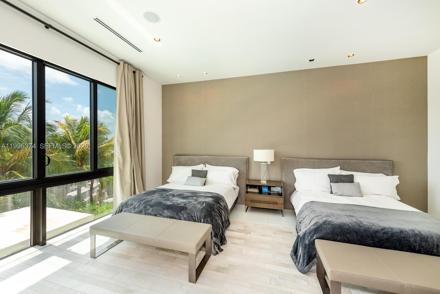 CORONADO HARBOR - Residential