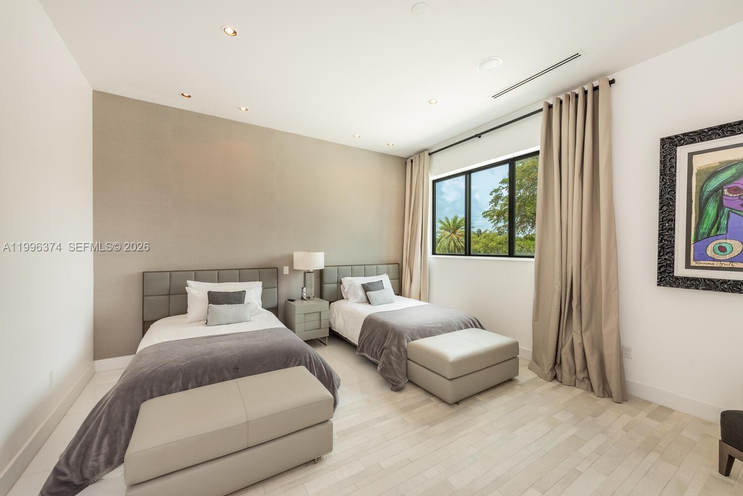 CORONADO HARBOR - Residential