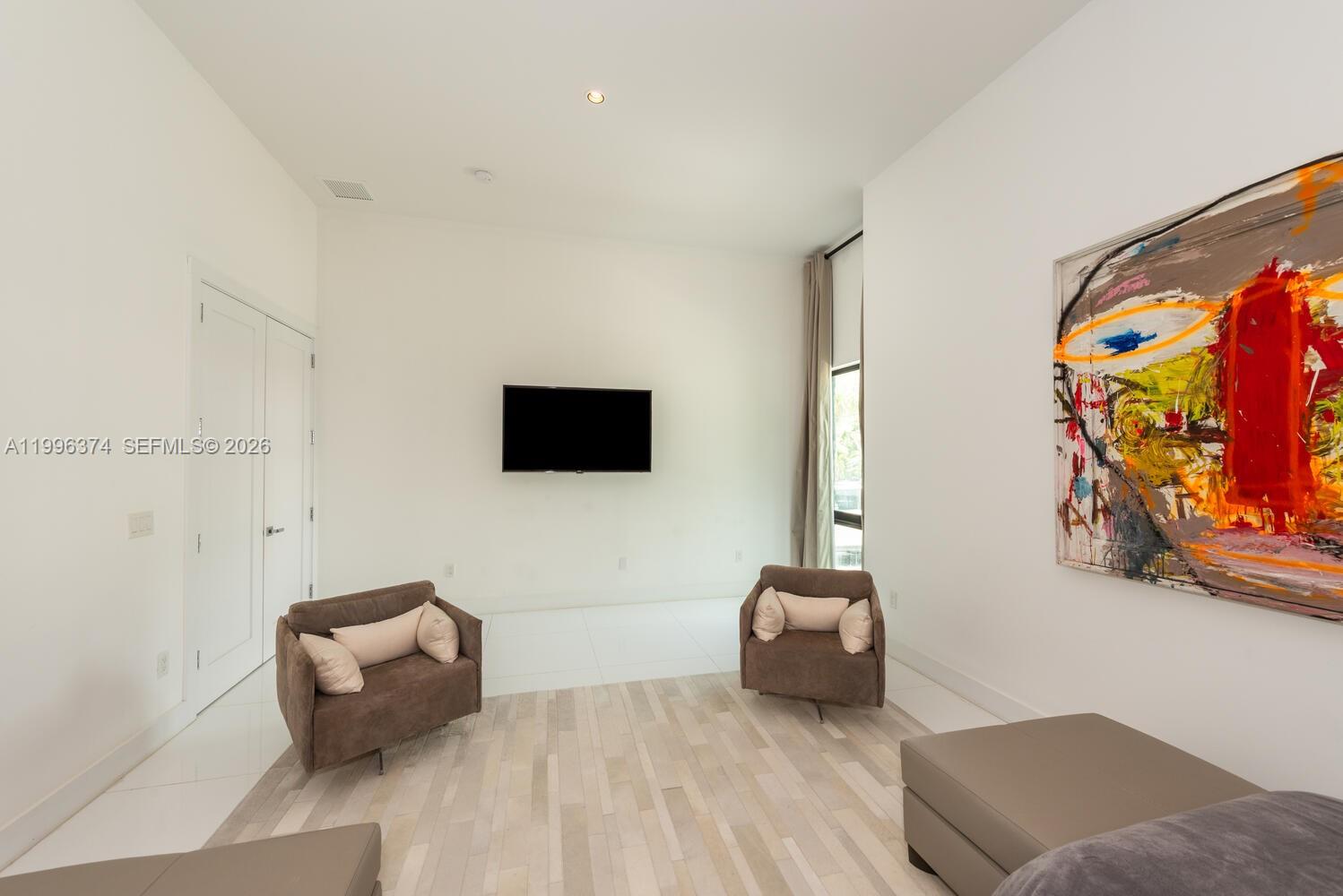 CORONADO HARBOR - Residential