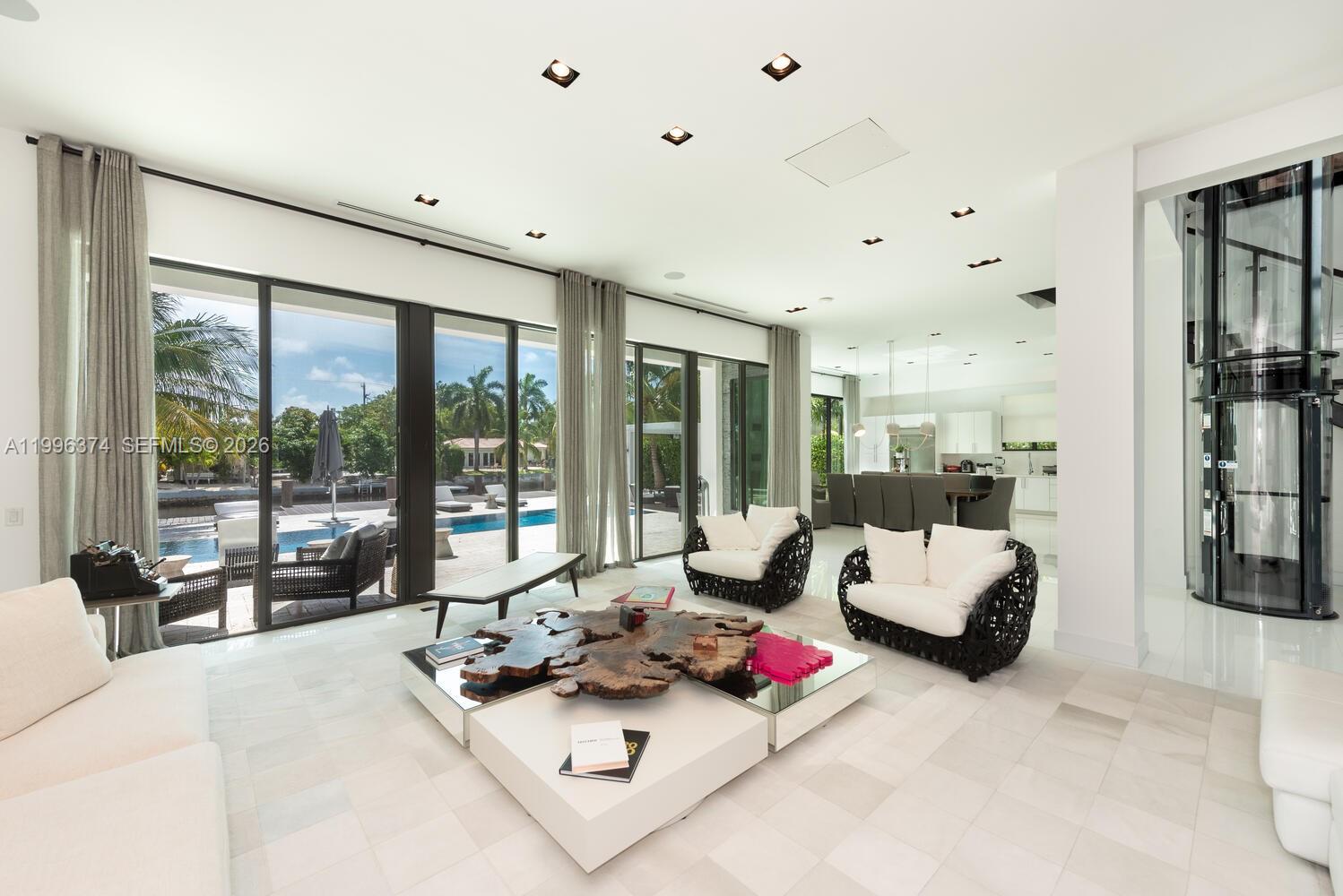 CORONADO HARBOR - Residential