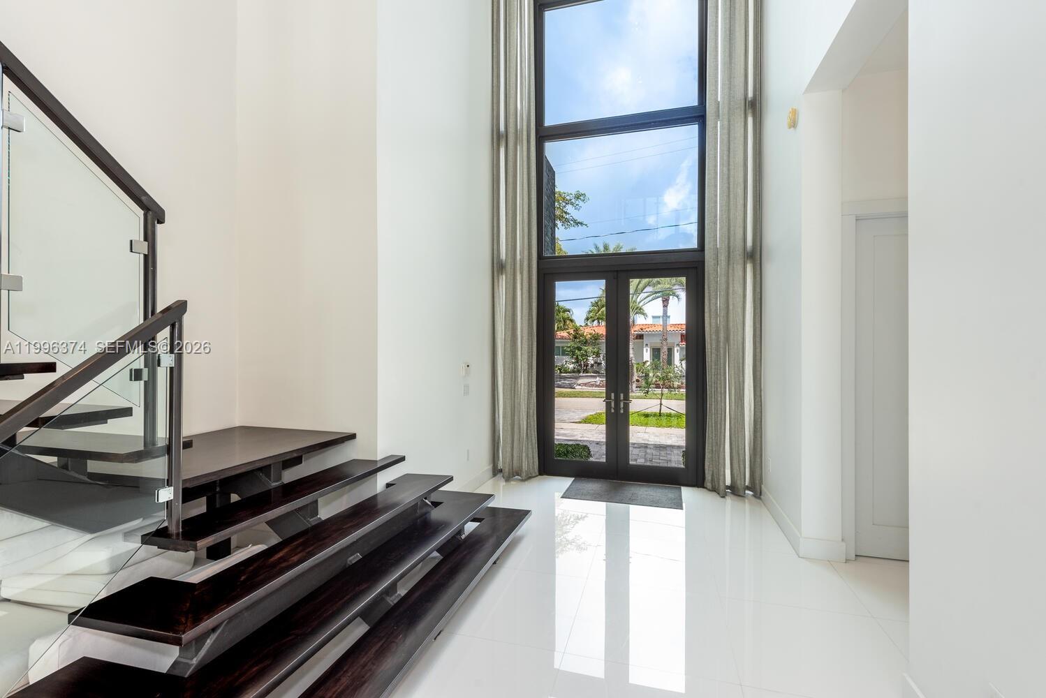 CORONADO HARBOR - Residential